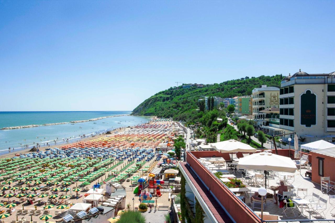 Giovanna Regina Hotel Gabicce Mare Eksteriør billede
