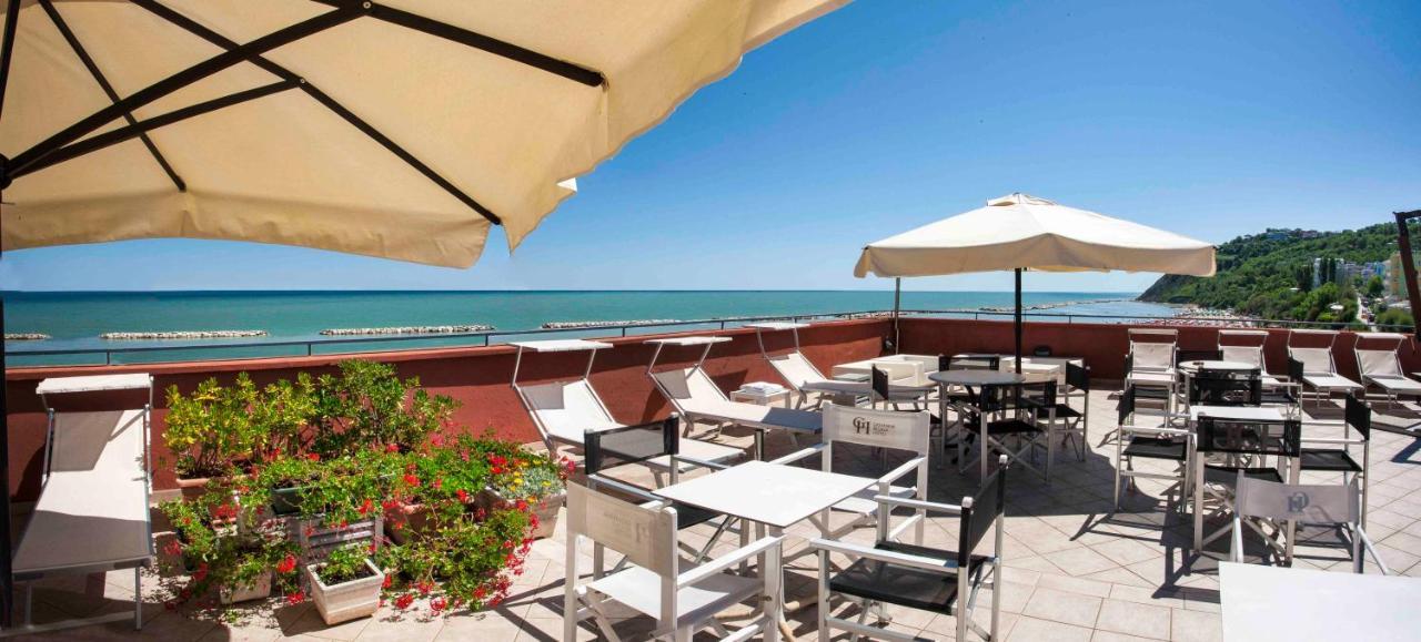 Giovanna Regina Hotel Gabicce Mare Eksteriør billede